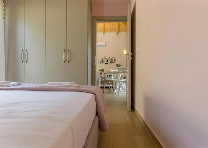 Comfeto & Mandolato Sweet * Lakíthra