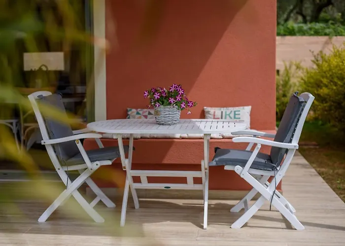 Comfeto & Mandolato Sweet * Lakíthra