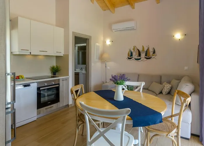 Comfeto & Mandolato Sweet Tatil Evi Lakíthra