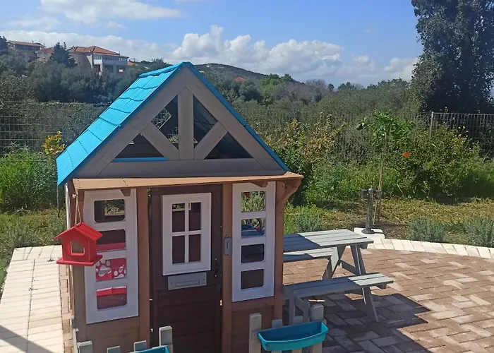 Comfeto & Mandolato Sweet Tatil Evi