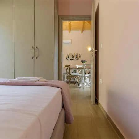 Comfeto & Mandolato Sweet * Lakíthra