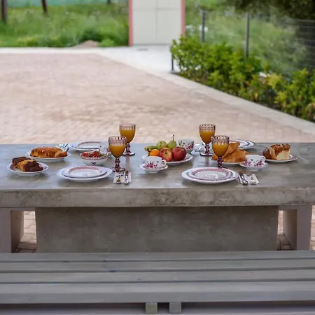 Comfeto & Mandolato Sweet