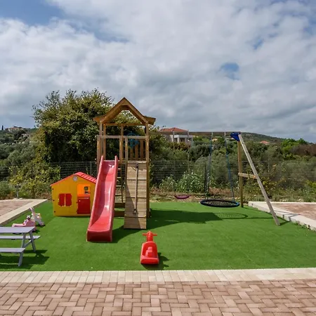 Comfeto & Mandolato Sweet * Lakíthra