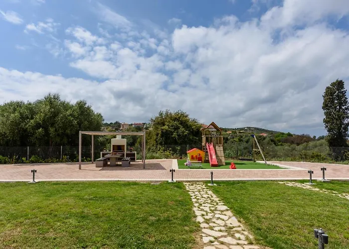 Comfeto & Mandolato Sweet * Lakíthra