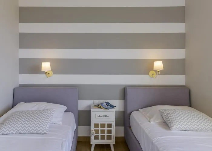 Comfeto & Mandolato Sweet * Lakíthra